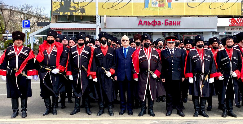 Алексей Езубов принял участие в параде казаков в Краснодаре